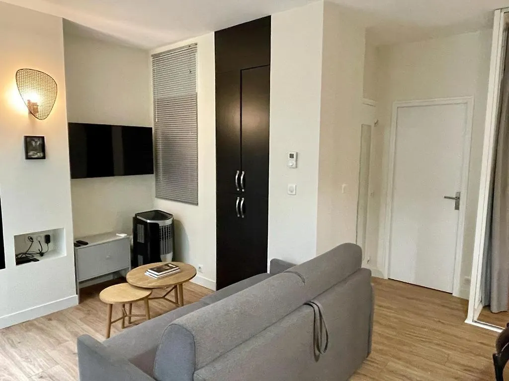 Appartement St Germain Beauvoir Chicsuites Paris